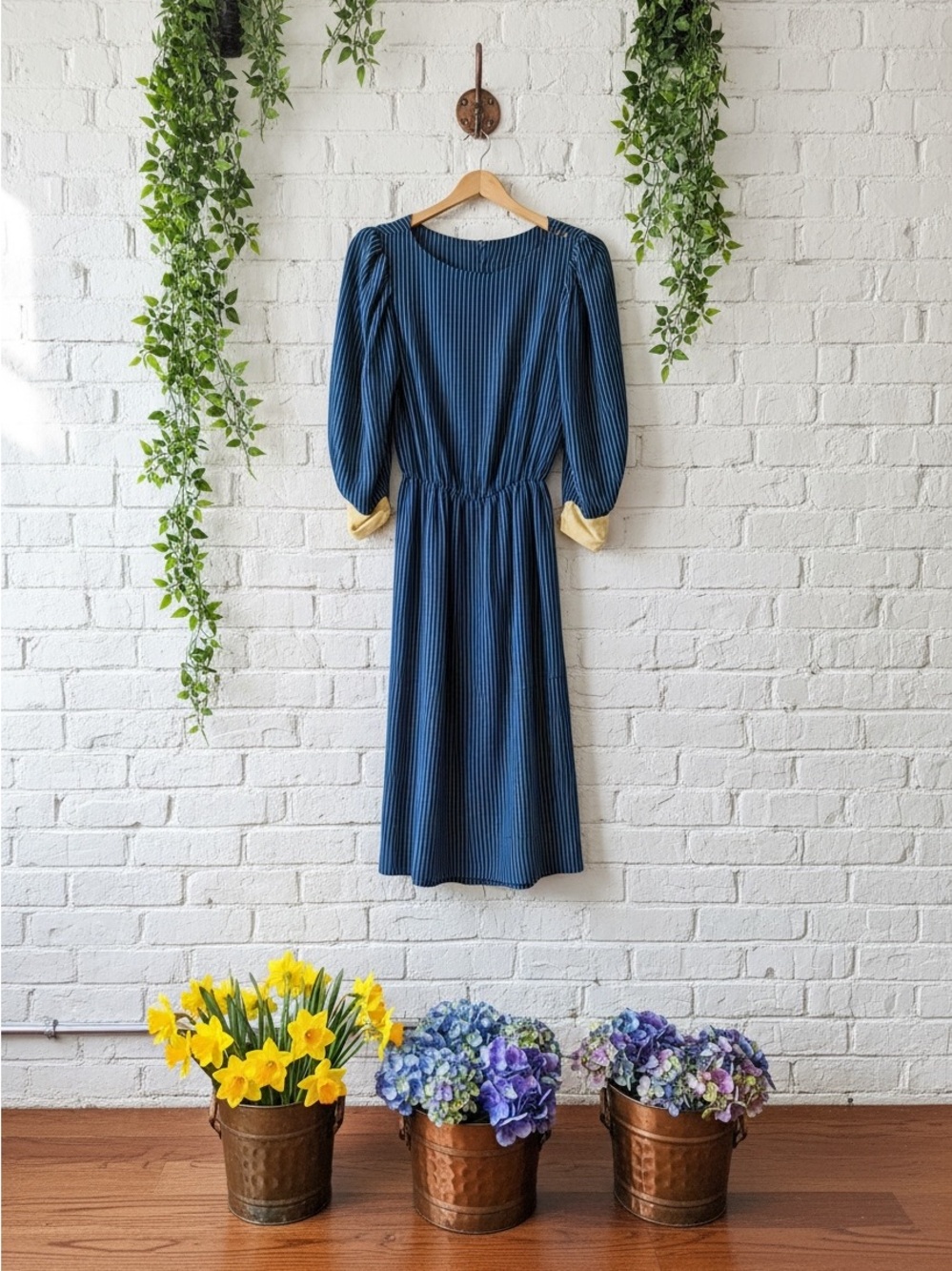 AWESOME 80s dress